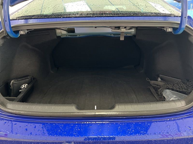 Used 2023 Hyundai Elantra SEL w/ Preferred Accessory Package image 8