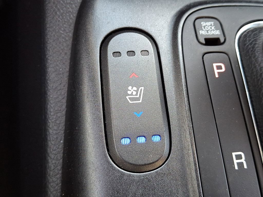 Used 2015 Kia Forte EX w/ Premium Package FWD image 24