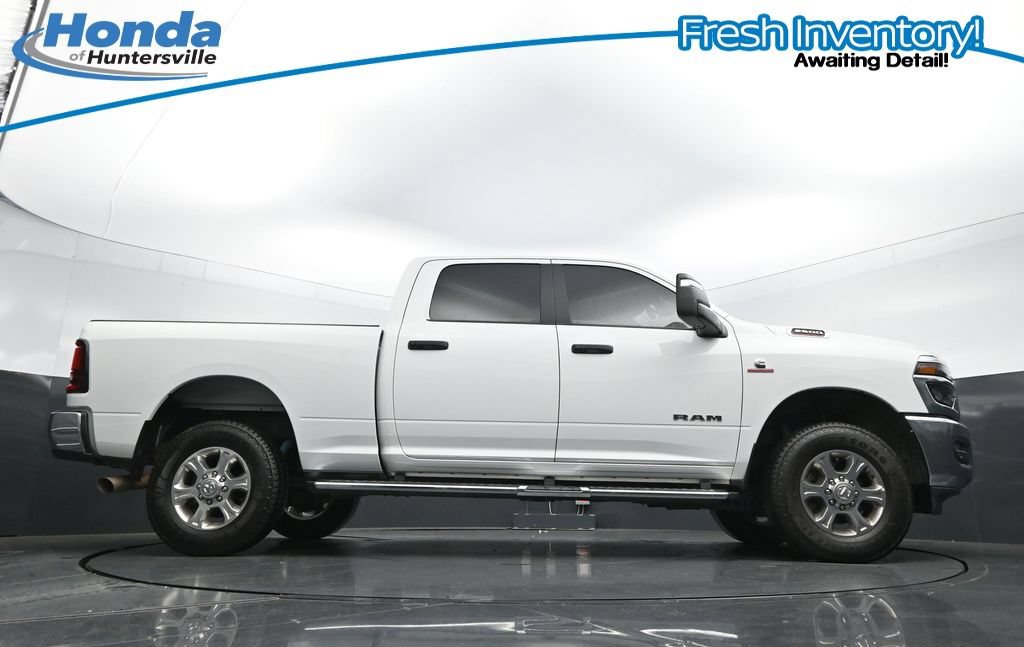 Used 2025 RAM 2500 Big Horn AWD/4WD image 40