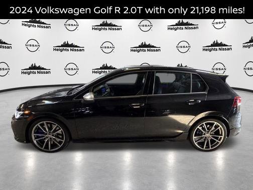 Used 2024 Volkswagen Golf R AWD/4WD image 2