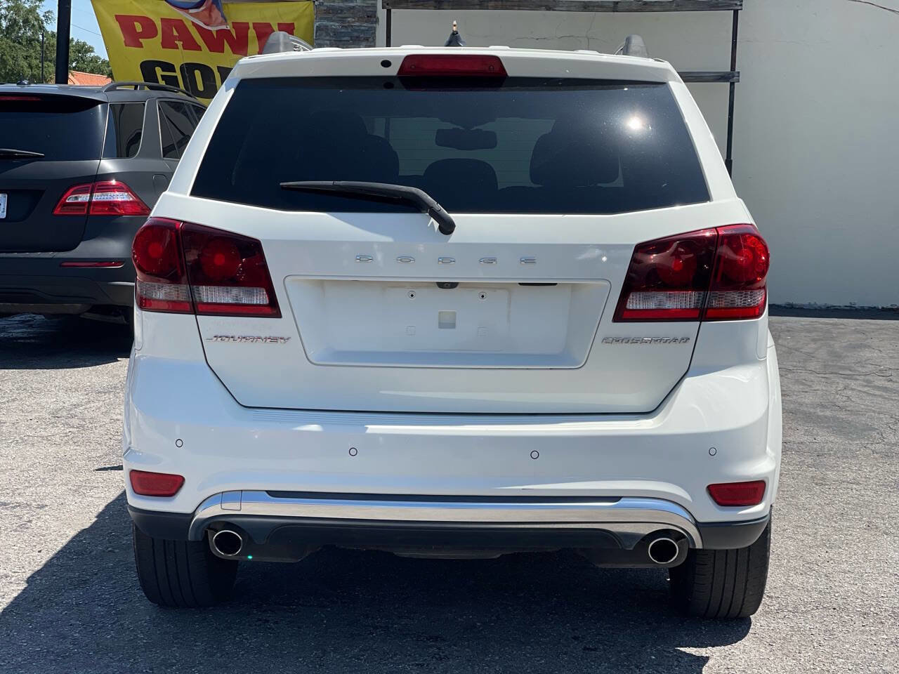 Used 2015 Dodge Journey Crossroad w/ Flexible Seating Group image 8