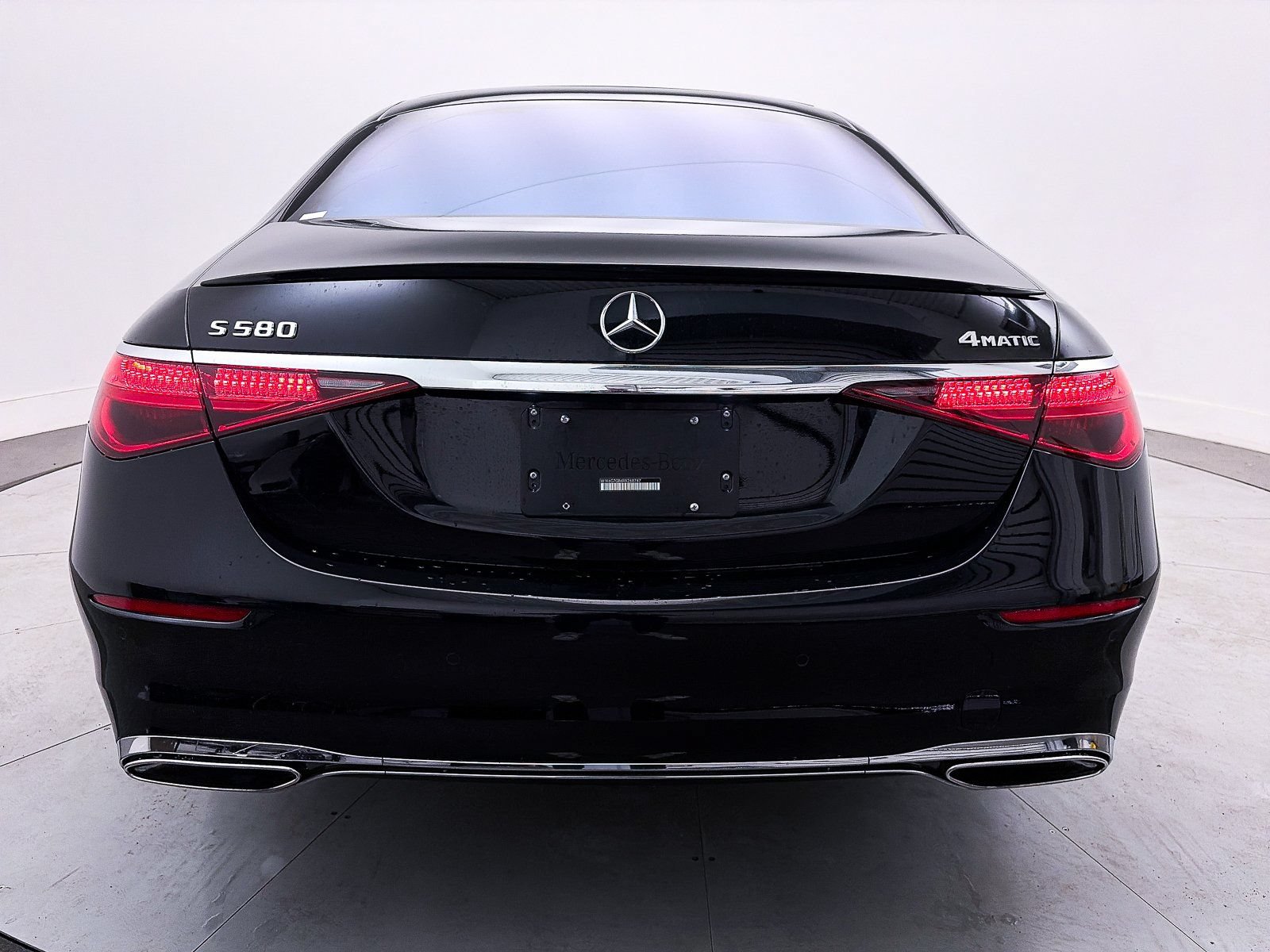 Used 2024 Mercedes-Benz S 580 4MATIC Sedan image 16
