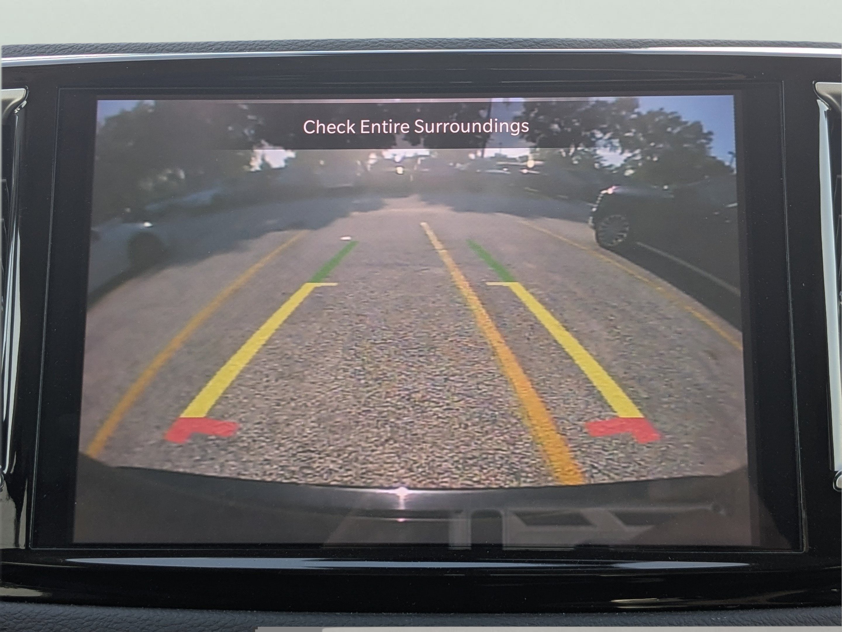 Used 2023 Chrysler Pacifica Touring-L FWD image 26