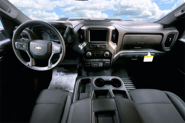 New 2026 Chevrolet Silverado 2500 Custom w/ Custom Value Package image 5