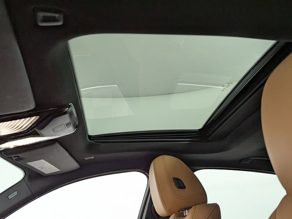 Used 2024 BMW i4 eDrive35 w/ Premium Package RWD image 13