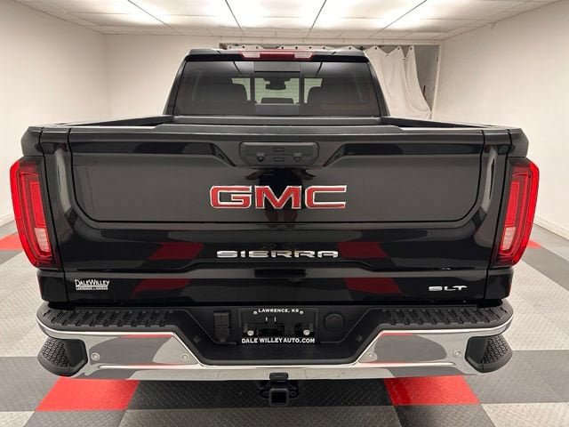 New 2026 GMC Sierra 1500 SLT w/ SLT Premium Plus Package AWD/4WD image 5