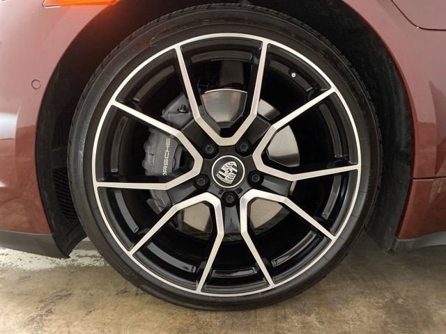 Used 2023 Porsche Taycan w/ Premium Package RWD image 27