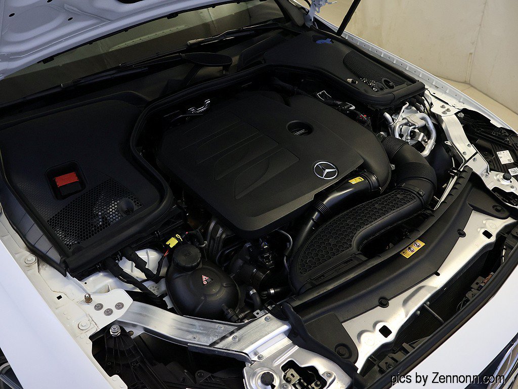 Used 2023 Mercedes-Benz E 350 4MATIC Sedan image 38