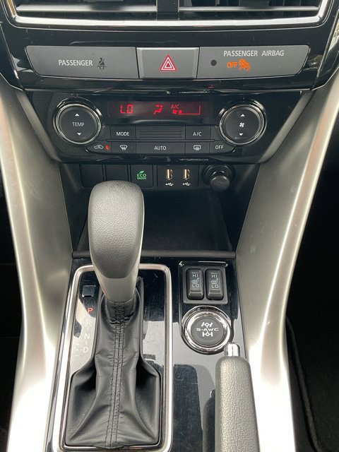 Used 2024 Mitsubishi Eclipse Cross LE AWD/4WD image 30