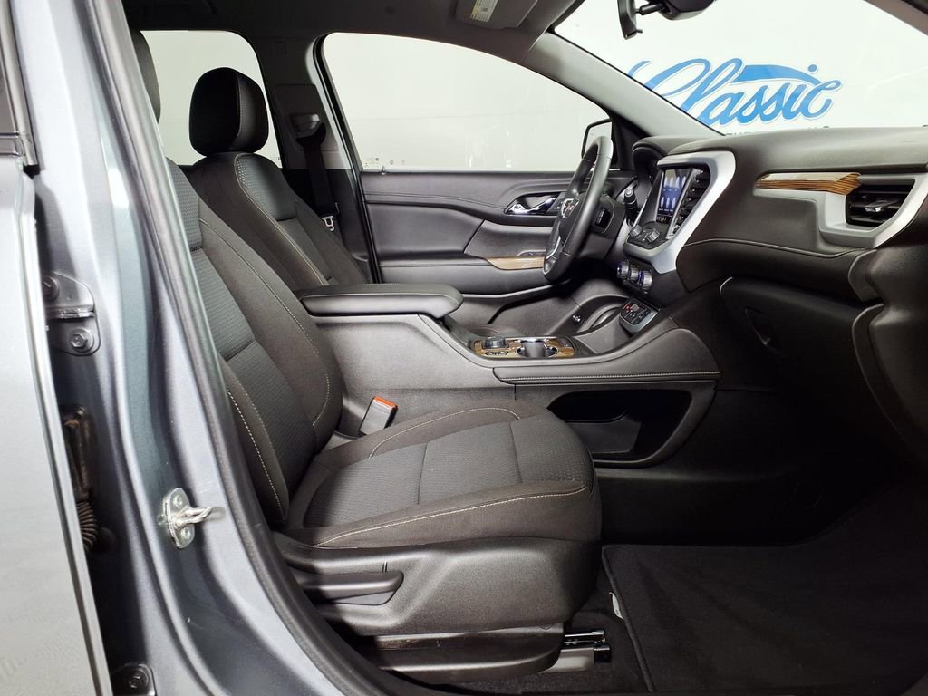 Used 2021 GMC Acadia SLE w/ Driver Convenience Package FWD image 12
