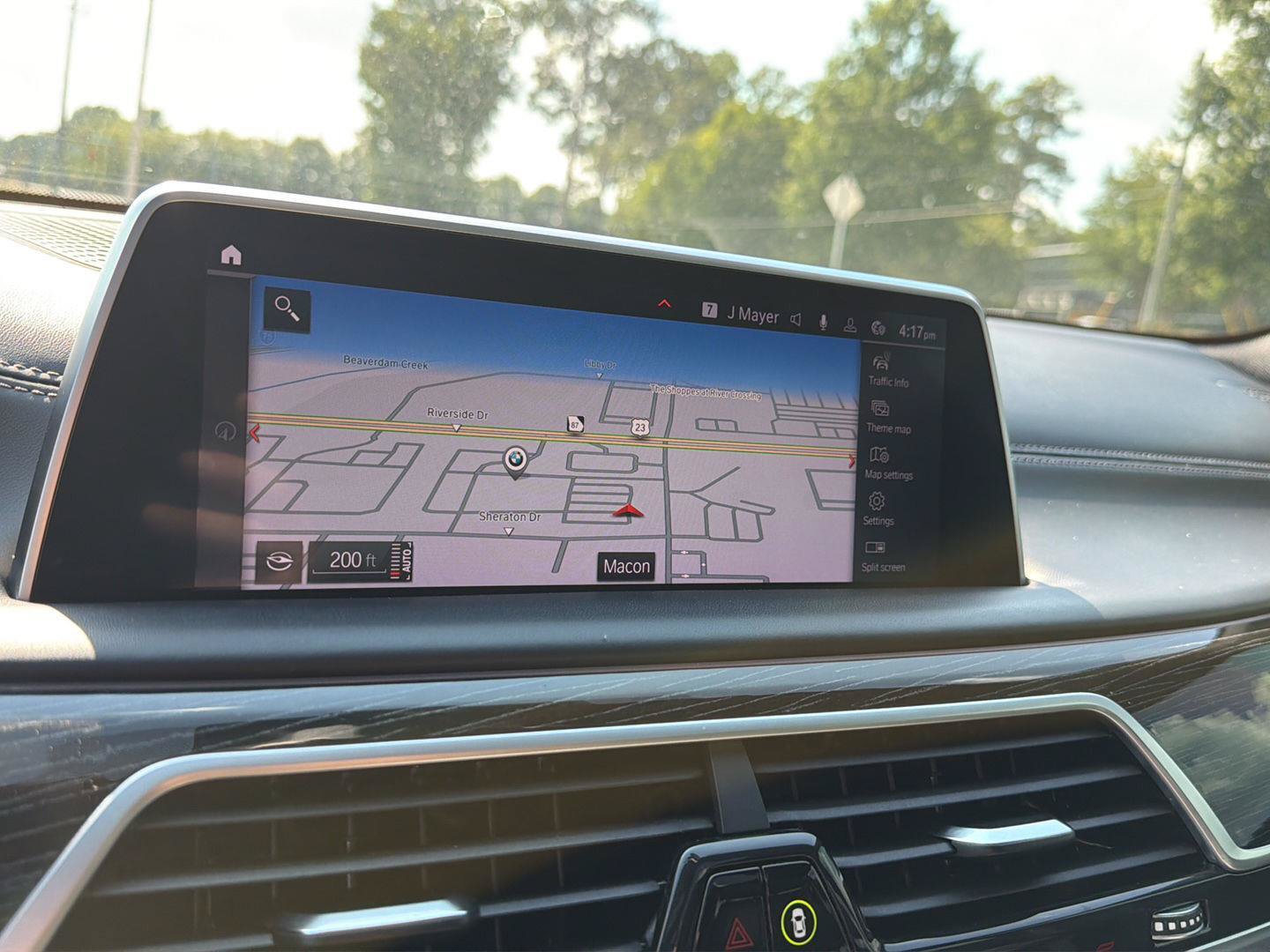 Used 2022 BMW 750i xDrive w/ Executive Package AWD/4WD image 25
