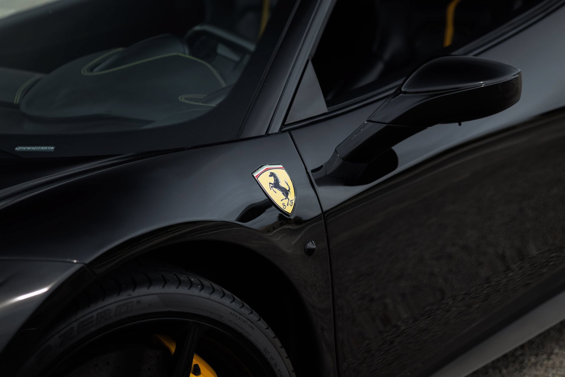 Used 2012 Ferrari 458 Italia Coupe RWD image 6