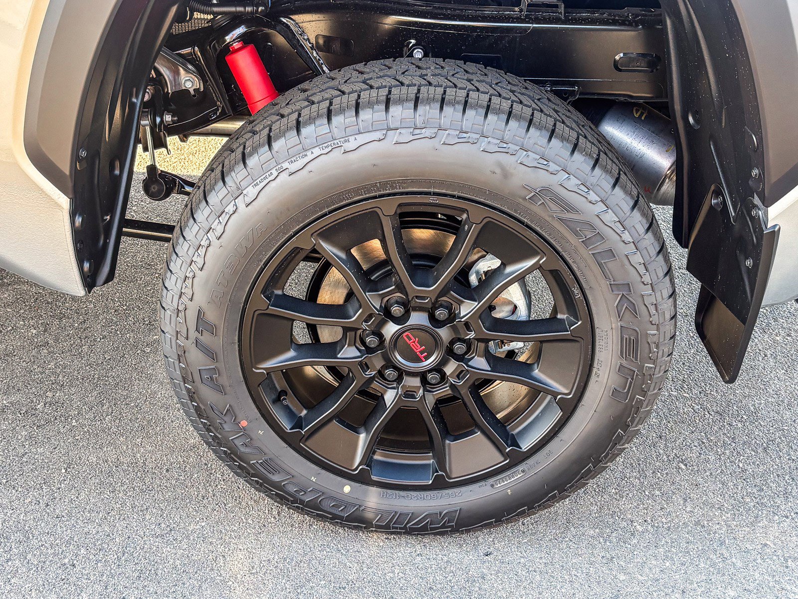 New 2026 Toyota Tundra Limited AWD/4WD image 12