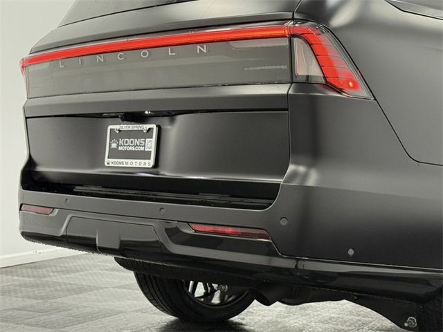 New 2025 Lincoln Navigator Black Label image 23
