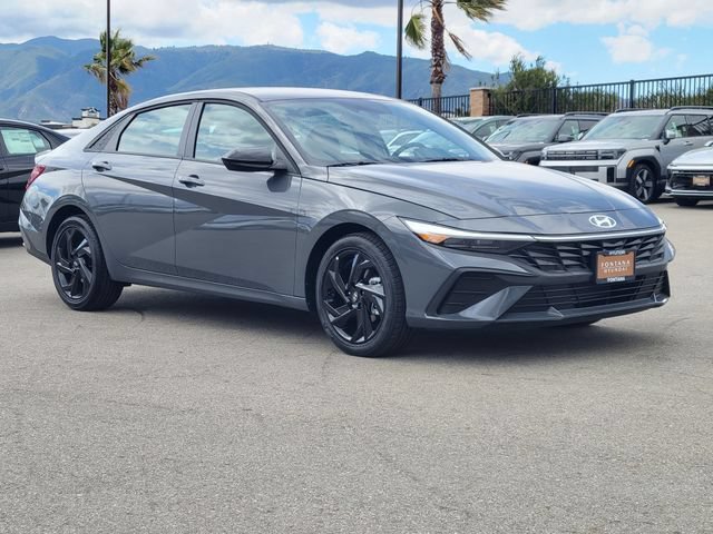 New 2026 Hyundai Elantra Sport FWD image 31