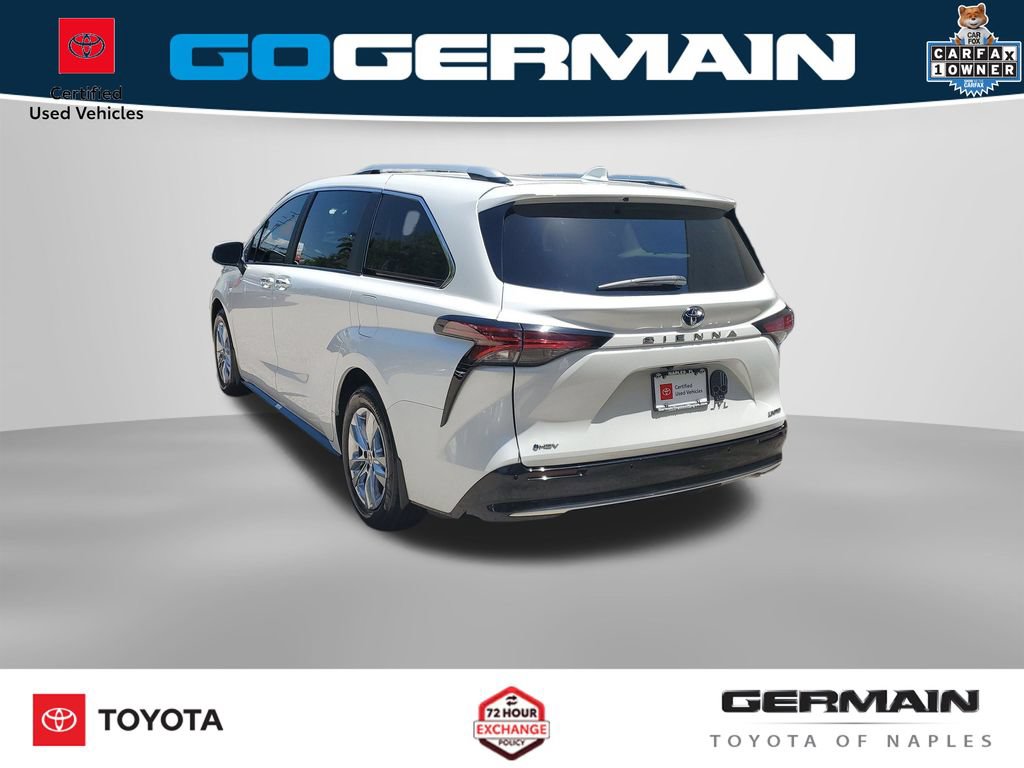 Certified 2025 Toyota Sienna Limited FWD image 11