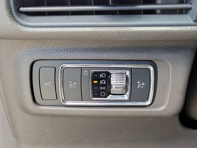 Certified 2022 Lincoln Corsair Reserve FWD image 12
