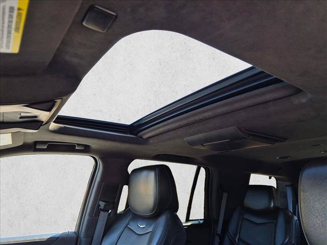 Used 2019 Cadillac Escalade Platinum AWD/4WD image 15