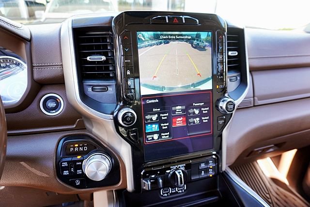 Used 2021 RAM 1500 Laramie AWD/4WD image 30