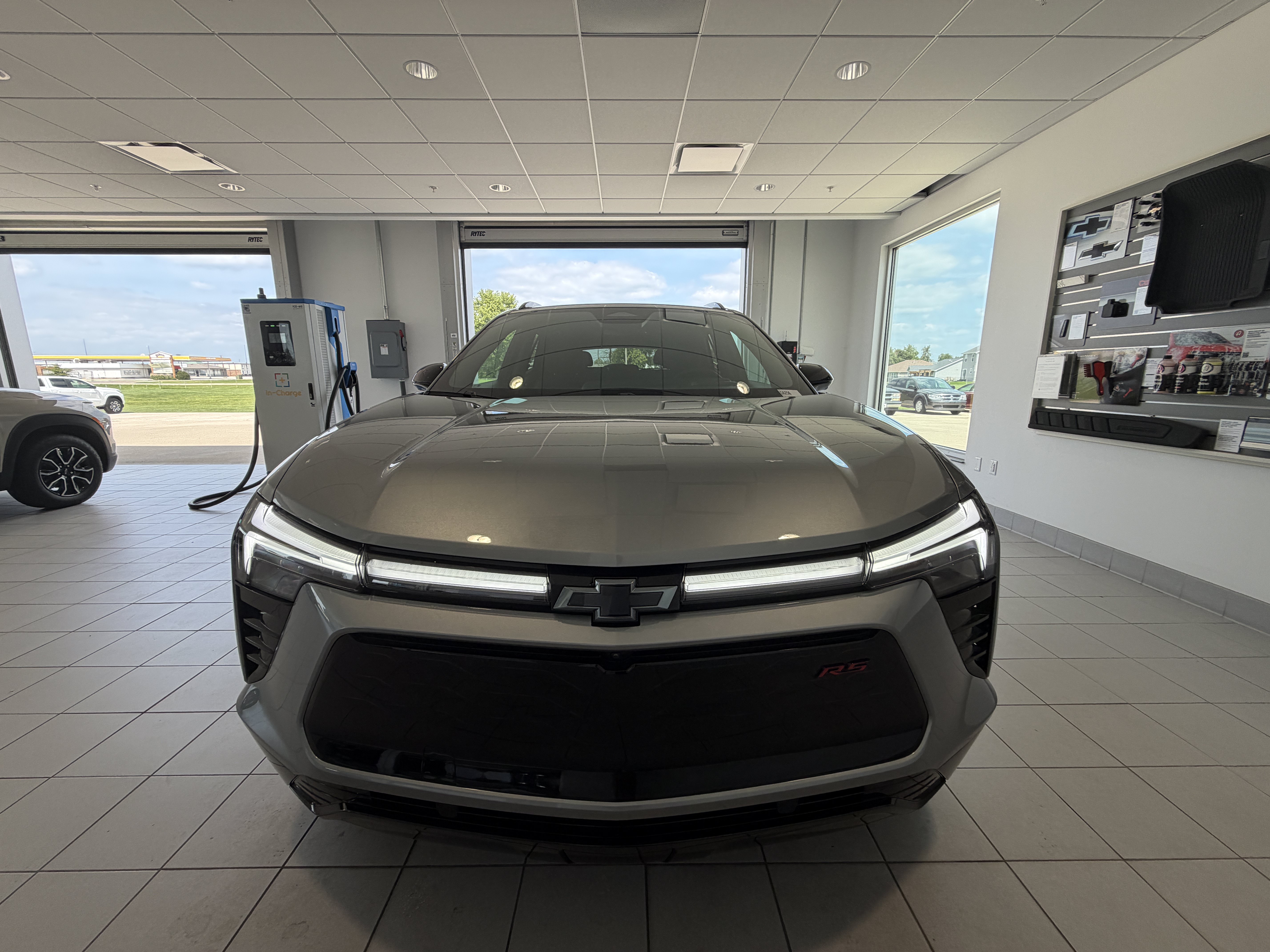 Used 2025 Chevrolet Blazer EV RS AWD/4WD image 5
