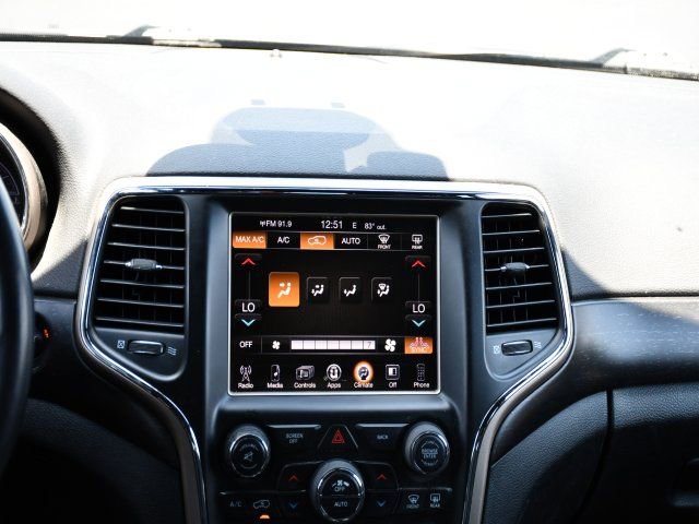 Used 2016 Jeep Grand Cherokee Laredo w/ Quick Order Package 23E AWD/4WD image 24