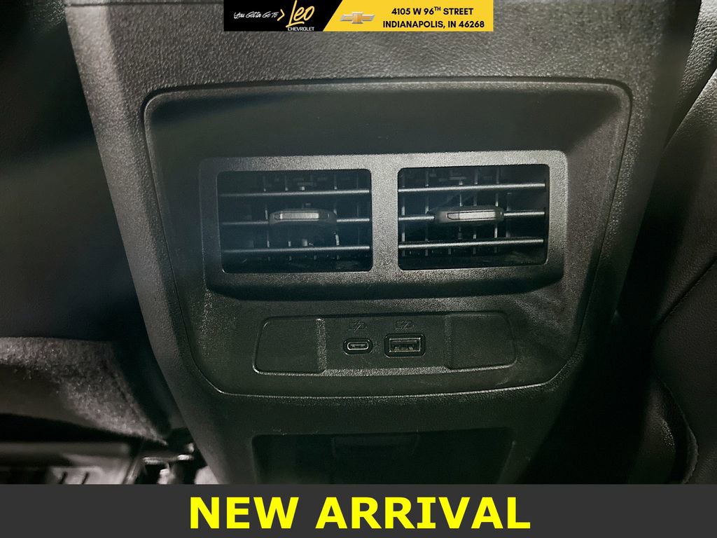 Used 2024 GMC Canyon AT4 w/ Canyon Safety Plus Package image 25