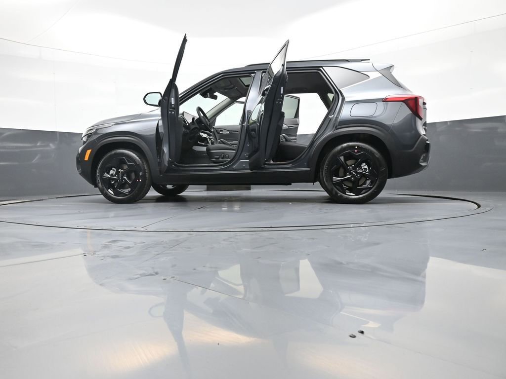 New 2026 Kia Seltos EX w/ EX Sunroof Package image 50