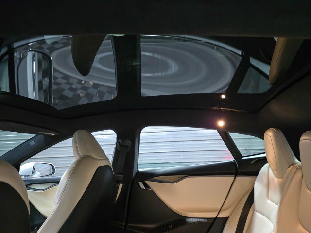 Used 2020 Tesla Model S Performance image 18