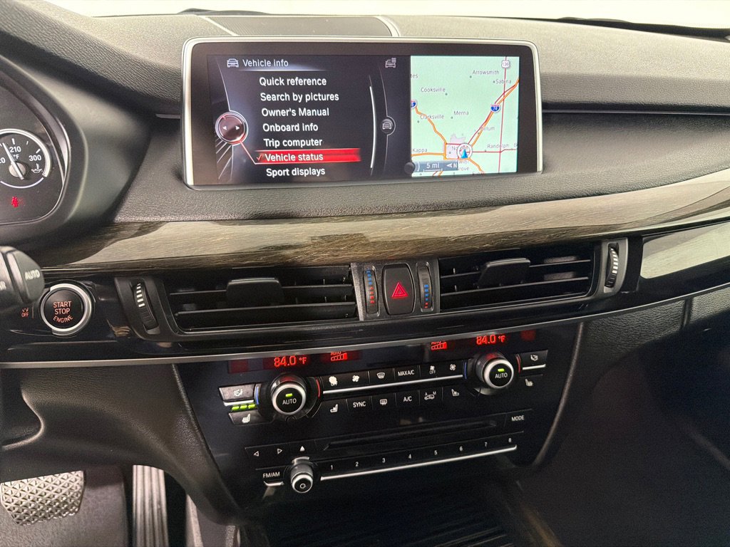 Used 2014 BMW X5 xDrive35d image 16