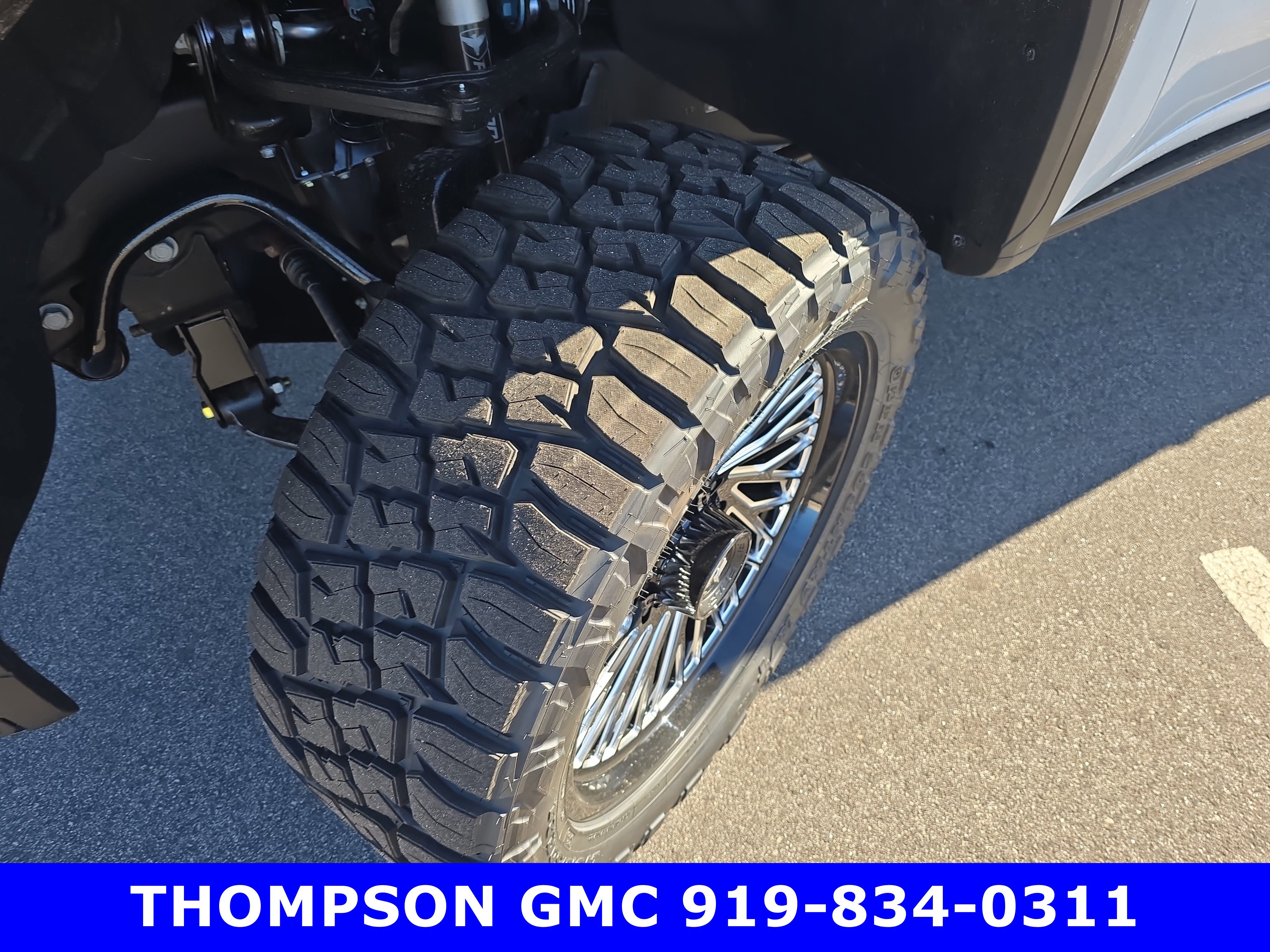 New 2026 GMC Sierra 2500 Denali Ultimate image 28