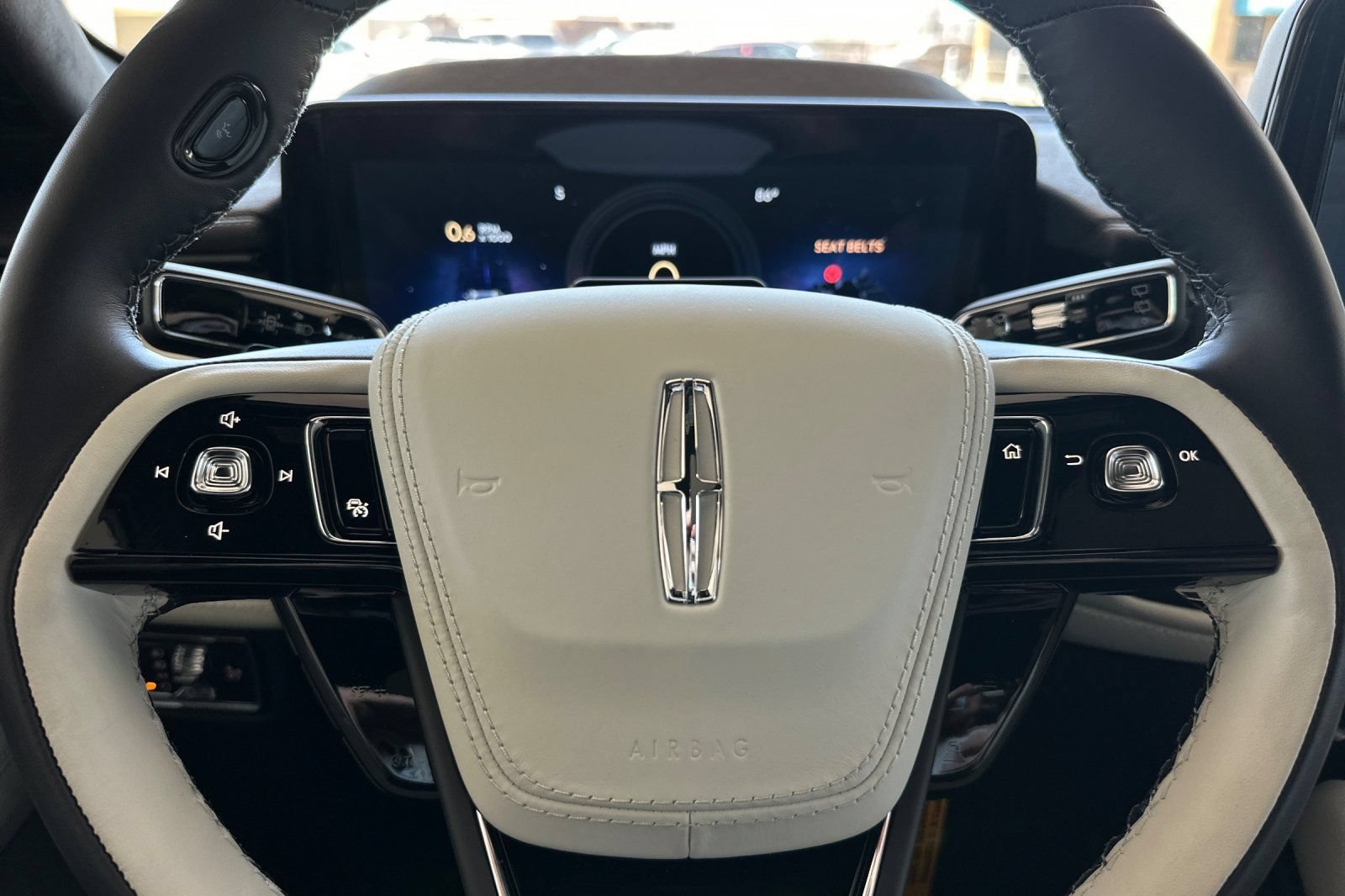 New 2026 Lincoln Aviator Black Label w/ Black Label Special Edition AWD/4WD image 24