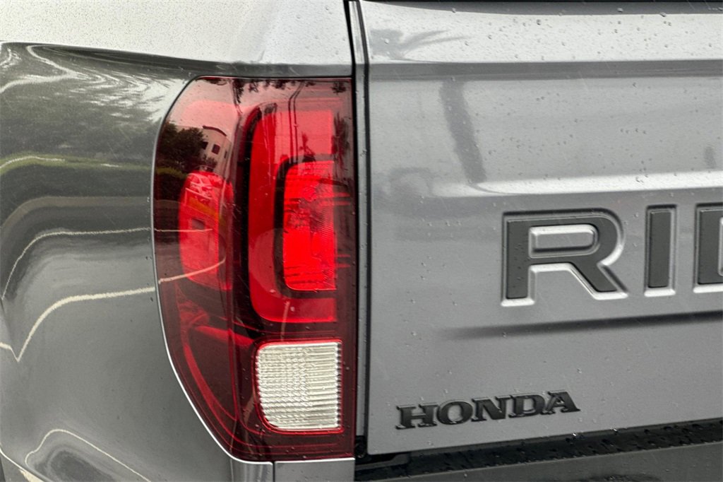 Certified 2025 Honda Ridgeline TrailSport image 30