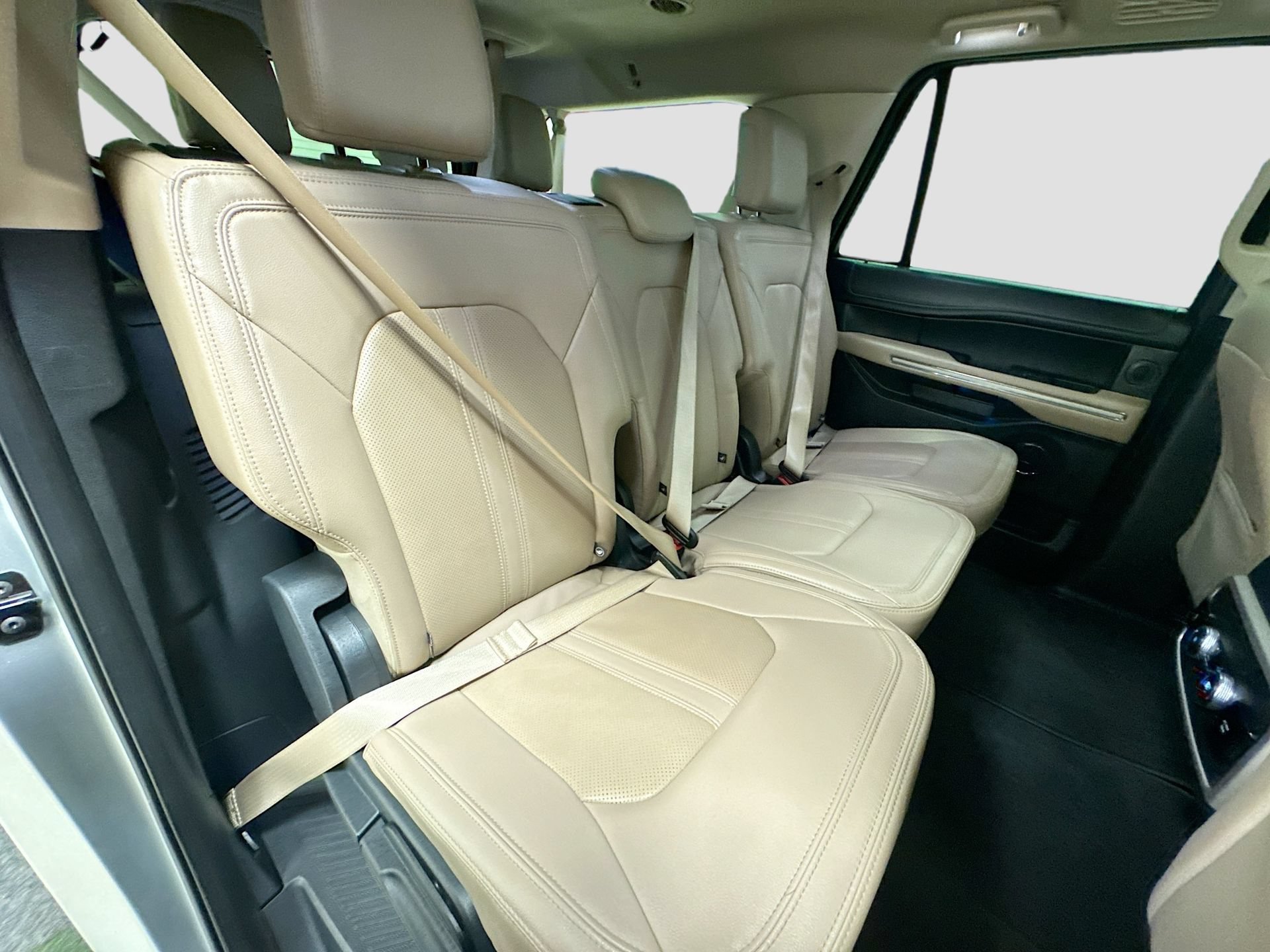 Used 2024 Ford Expedition Max Limited AWD/4WD image 30