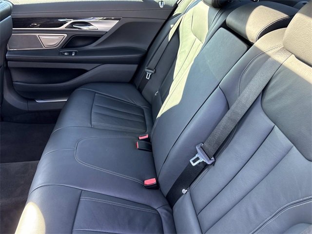 Used 2019 BMW 740i xDrive image 17