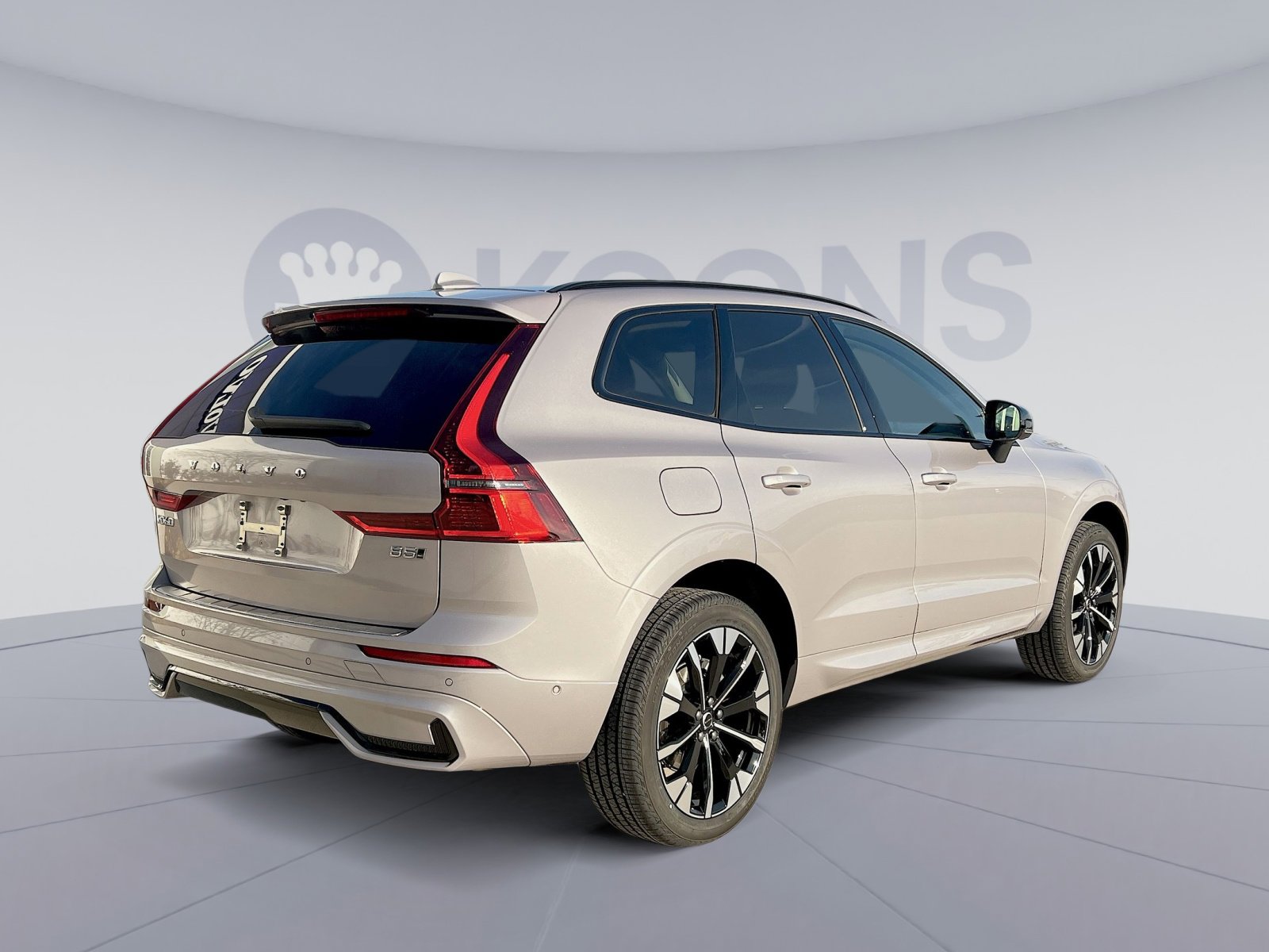 New 2026 Volvo XC60 B5 Plus w/ Protection Package Premier AWD/4WD image 7