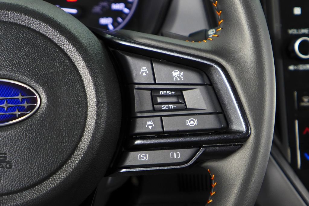 Certified 2025 Subaru Crosstrek 2.5i Limited w/ Crosstrek Mirror Package image 28