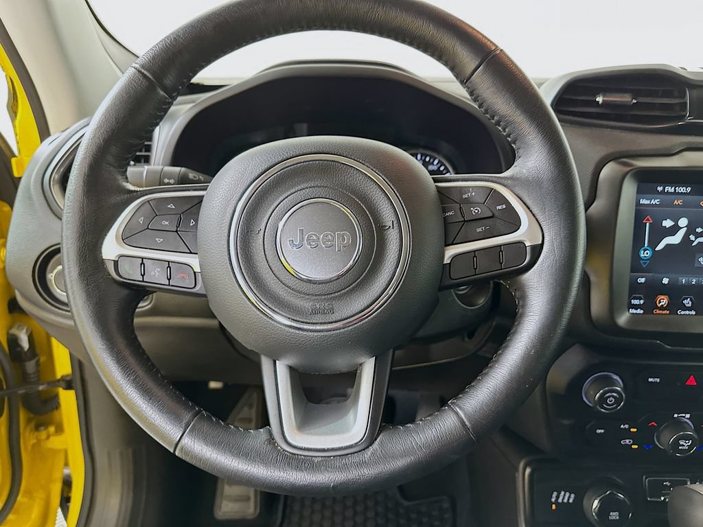Used 2023 Jeep Renegade Latitude w/ Premium Group AWD/4WD image 18
