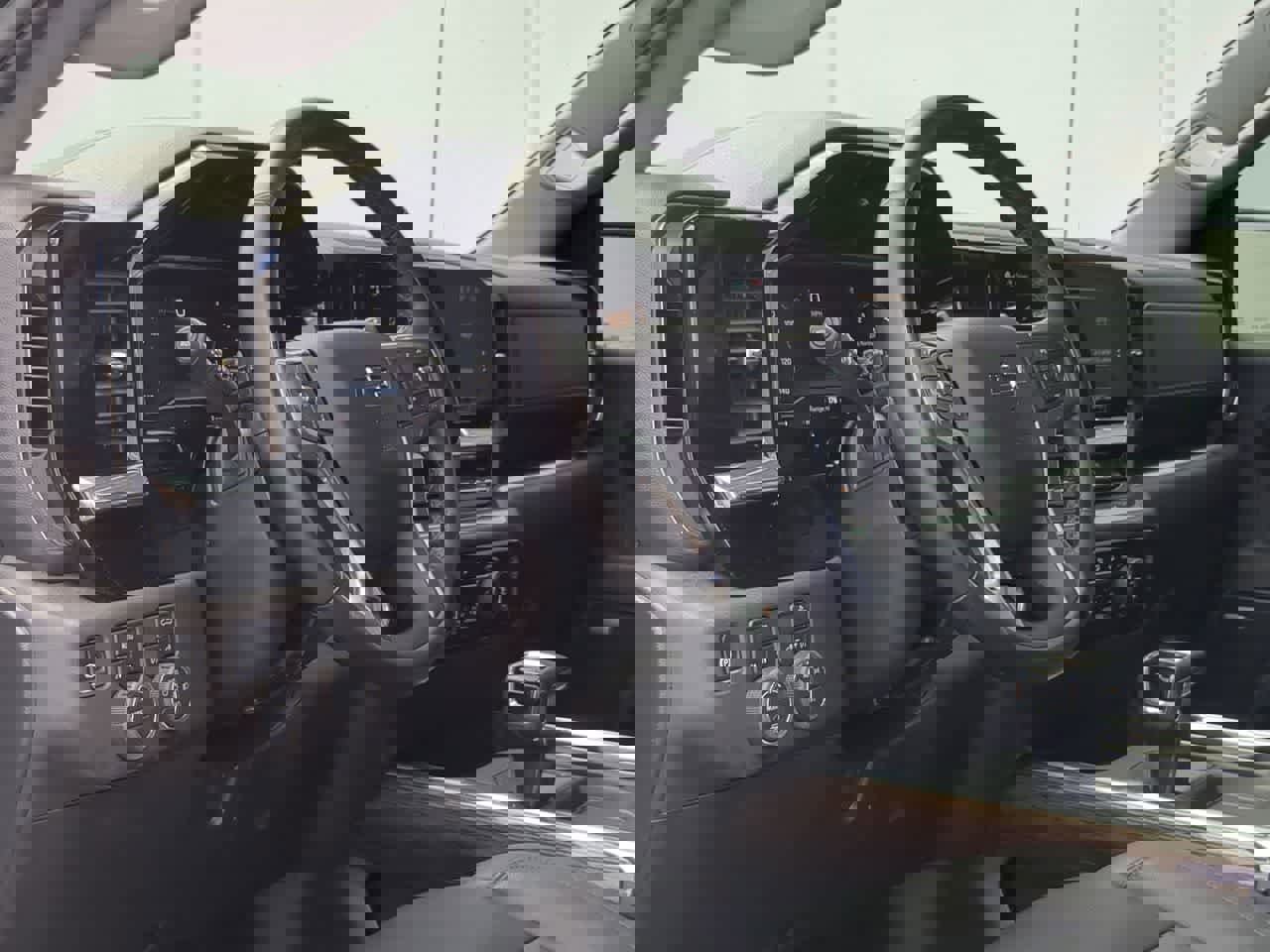 Used 2025 Chevrolet Silverado 1500 RST w/ Convenience Package II image 10