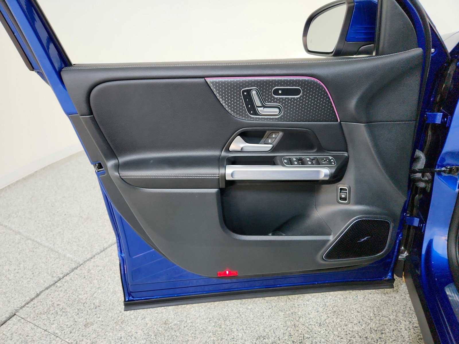 Certified 2024 Mercedes-Benz GLB 250 4MATIC image 20