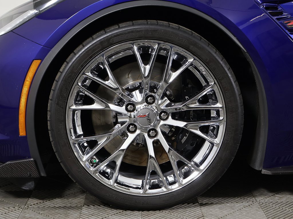 Used 2018 Chevrolet Corvette Z06 image 24