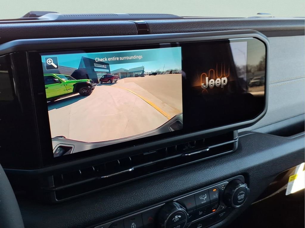 New 2026 Jeep Gladiator Sport AWD/4WD image 22