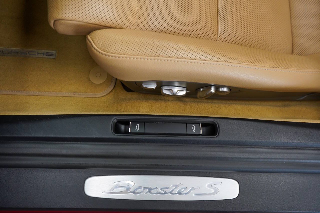 Used 2015 Porsche Boxster S RWD image 76