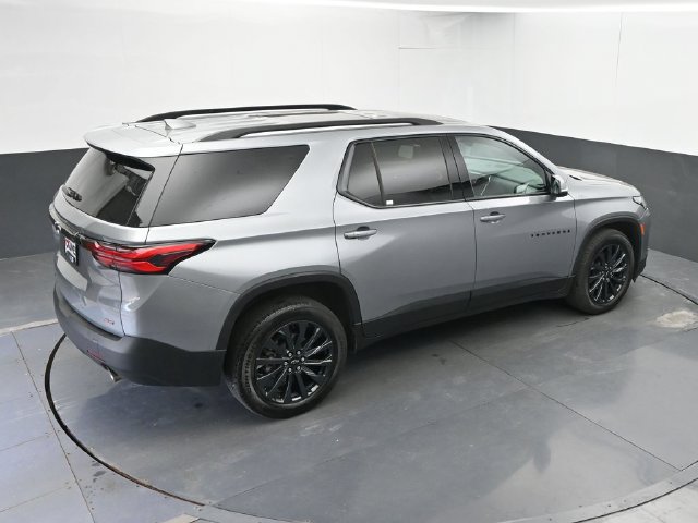 Used 2023 Chevrolet Traverse RS w/ LPO, Floor Liner Package AWD/4WD image 39