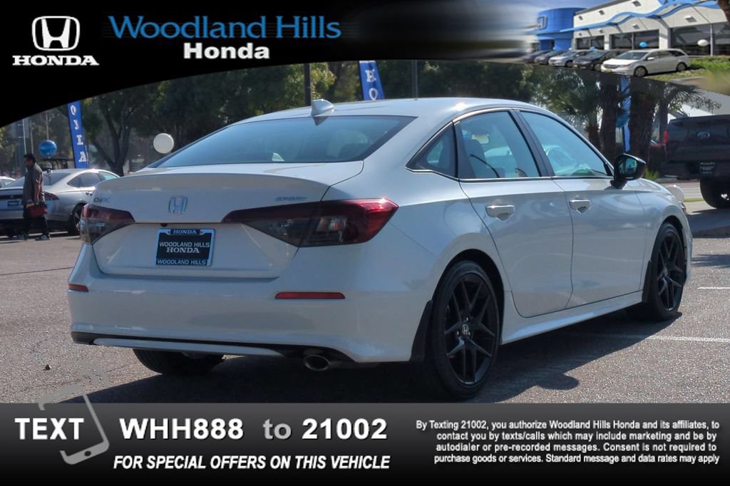 Used 2025 Honda Civic Sport image 5