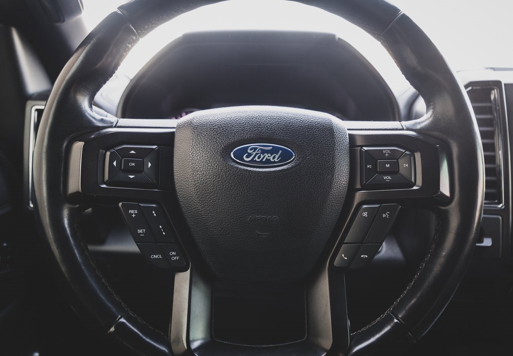 Used 2018 Ford Expedition Limited w/ Driver Assistance Package image 20