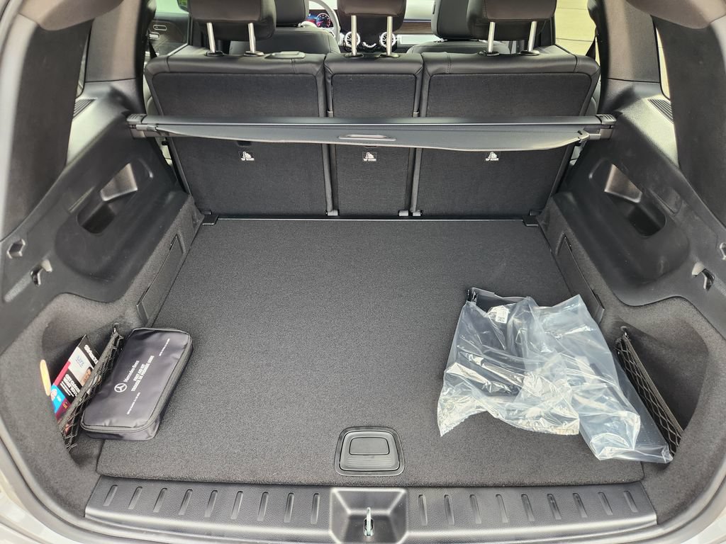 New 2026 Mercedes-Benz GLB 250 4MATIC image 14