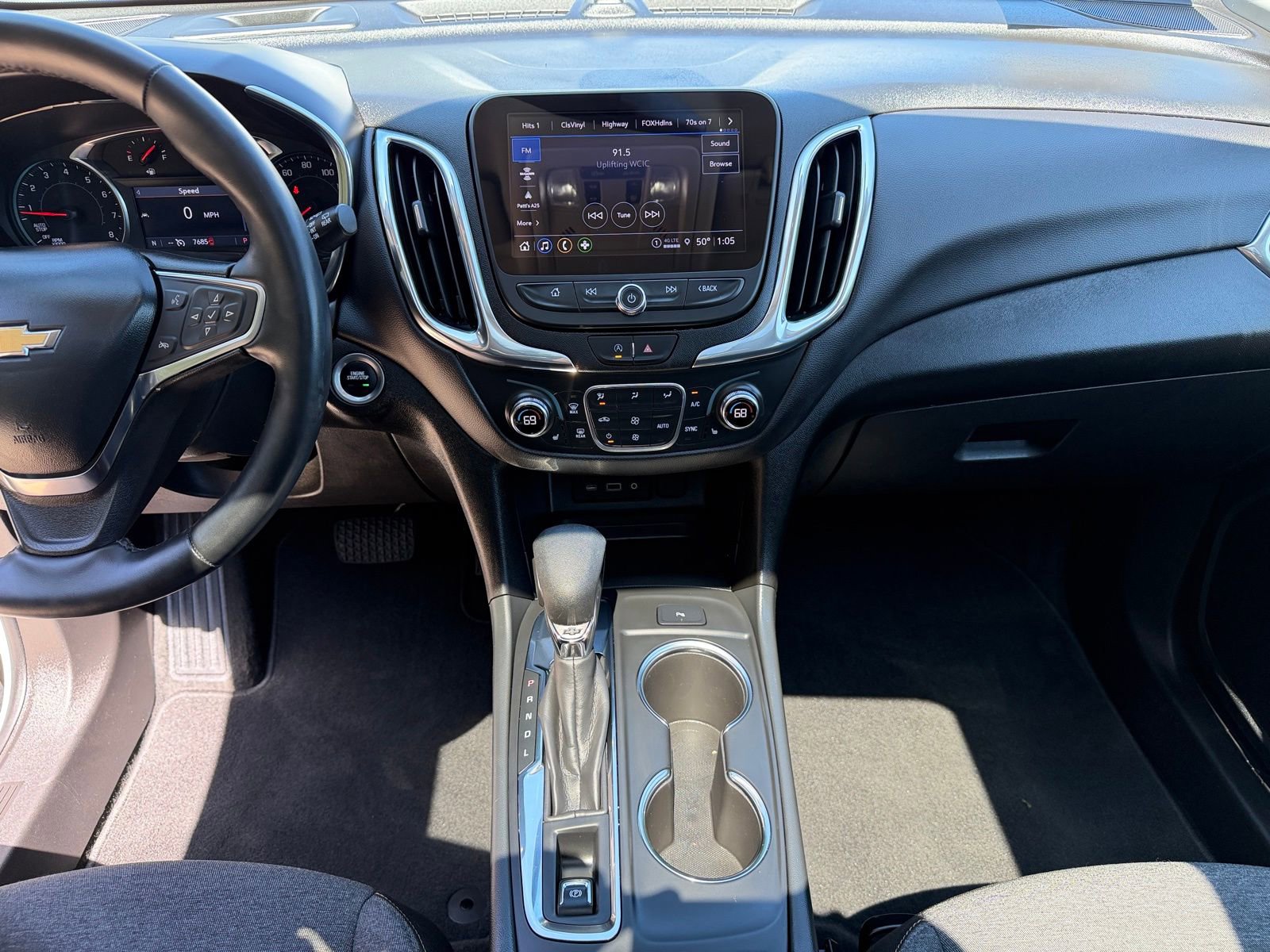 Used 2024 Chevrolet Equinox LT FWD image 19