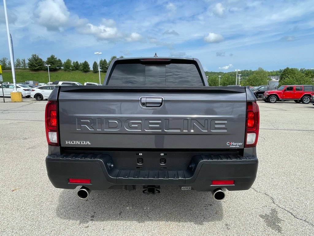 Certified 2025 Honda Ridgeline RTL image 4
