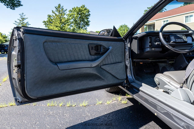Used 1989 Pontiac Firebird Trans Am RWD image 92