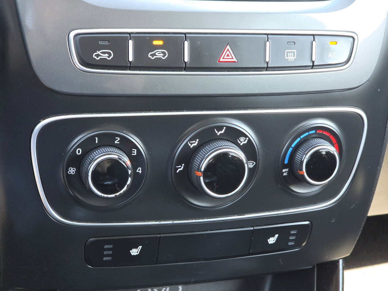 Used 2014 Kia Sorento LX AWD/4WD image 25